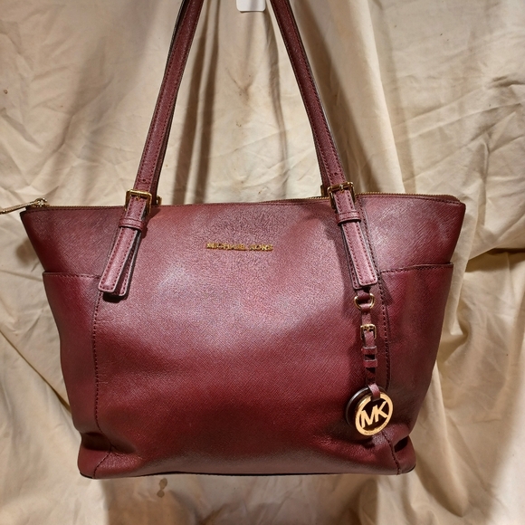 Michael kors shoulder bag - Picture 1 of 8